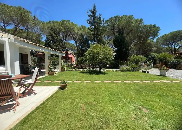Maya With Garden 1000m To 300m From The Sea In Pula Villa