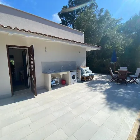 Villa Maya With Garden 1000m To 300m From The Sea In Pula Fox E Sali-monte Agumu