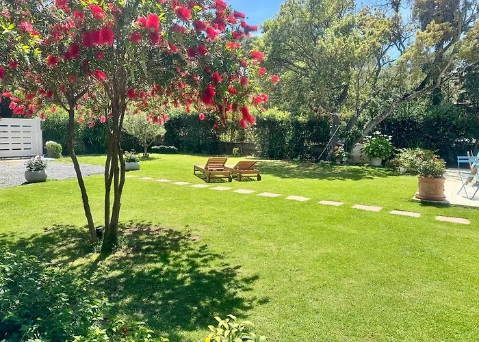Maya With Garden 1000m To 300m From The Sea In Pula Villa