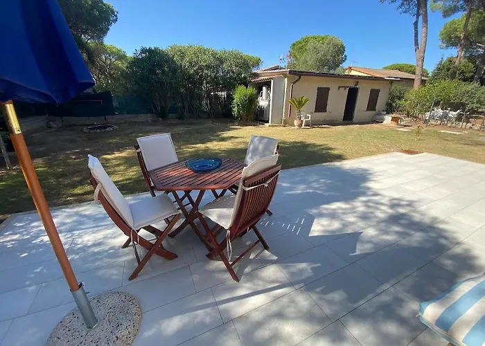 Maya With Garden 1000m To 300m From The Sea In Pula Villa